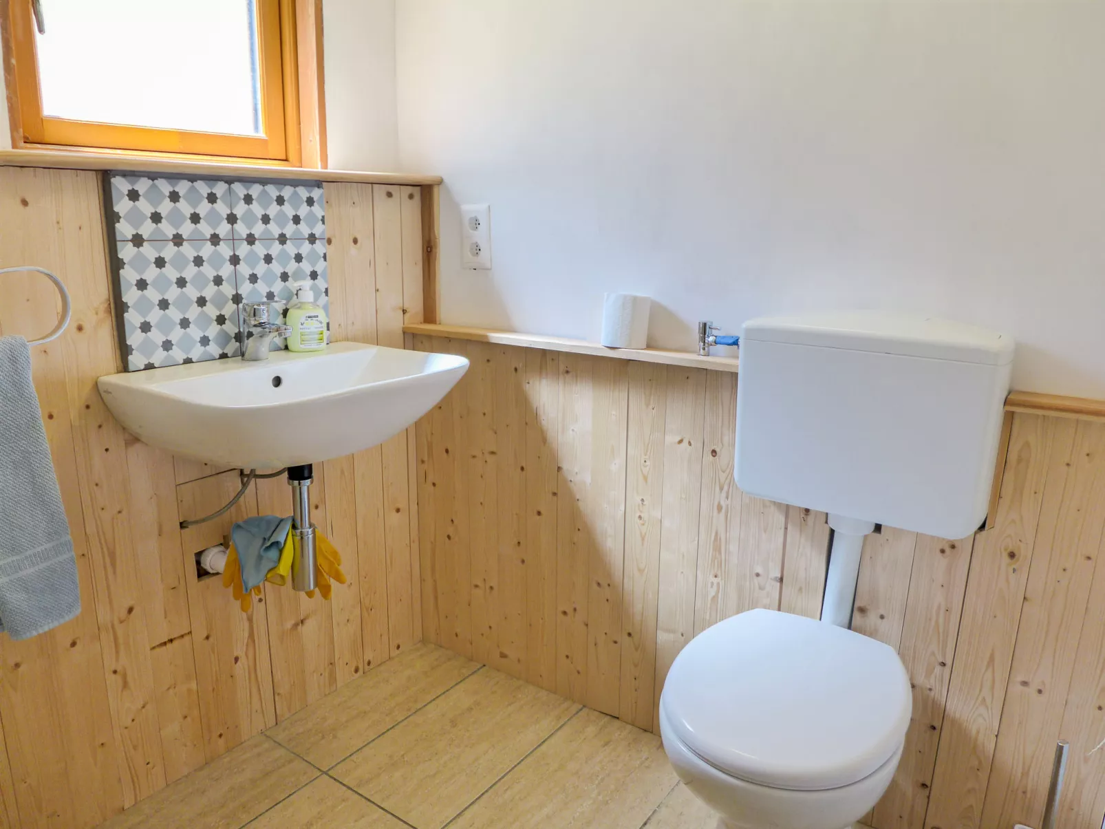 Chalet Eden-Binnen