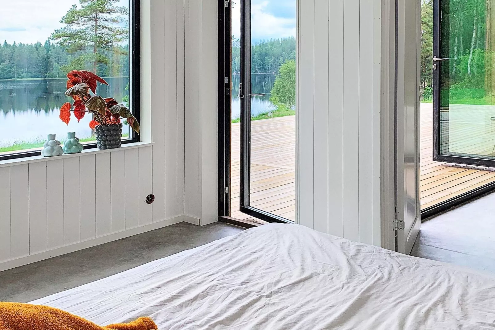 Moderne Lakeside Retreat-By Traum-Binnen