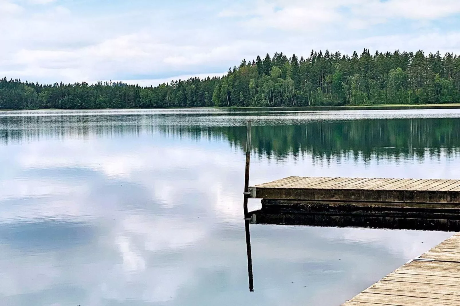 Moderne Lakeside Retreat-By Traum-Niet-getagd
