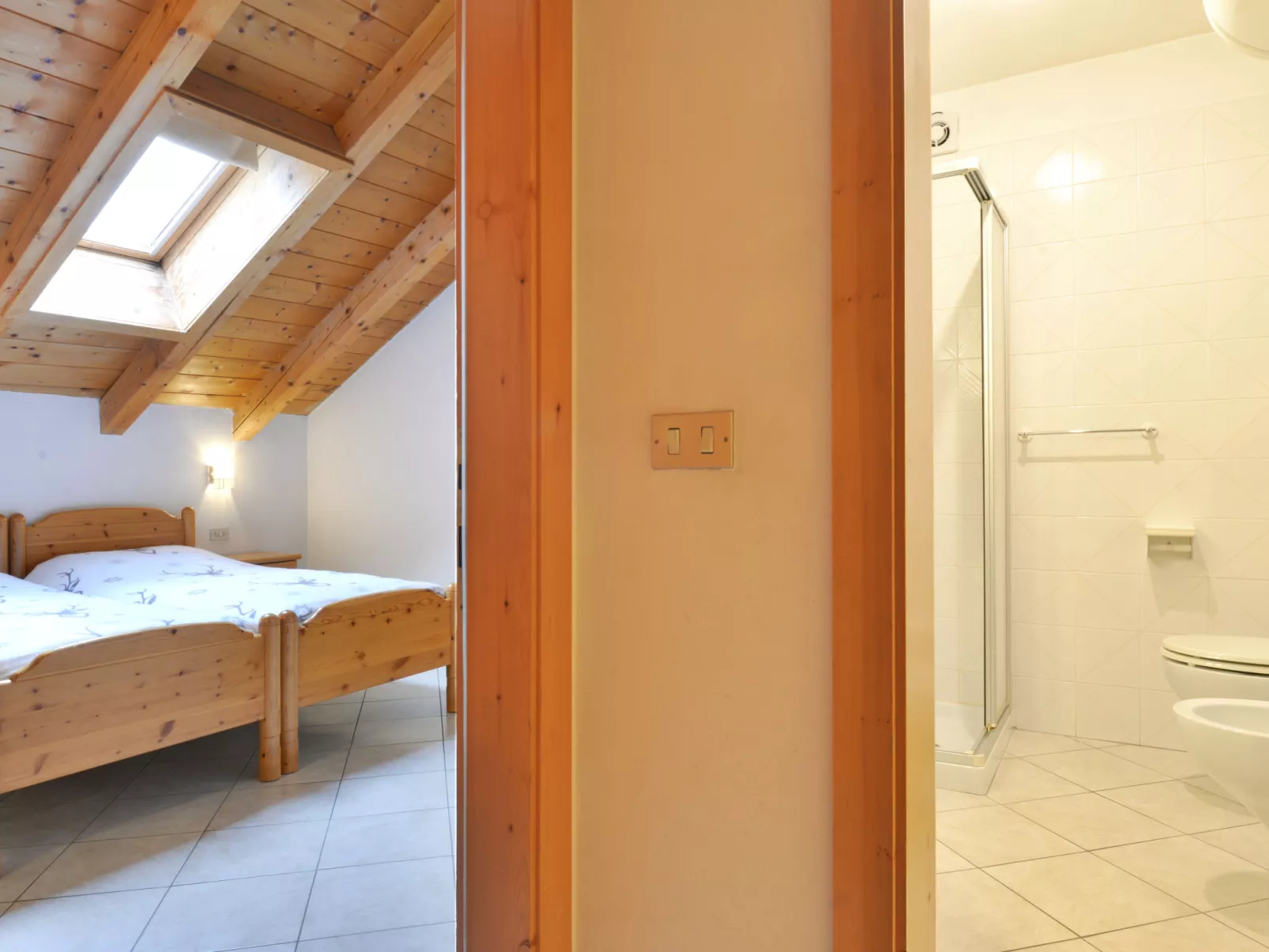 Apt 32-Binnen