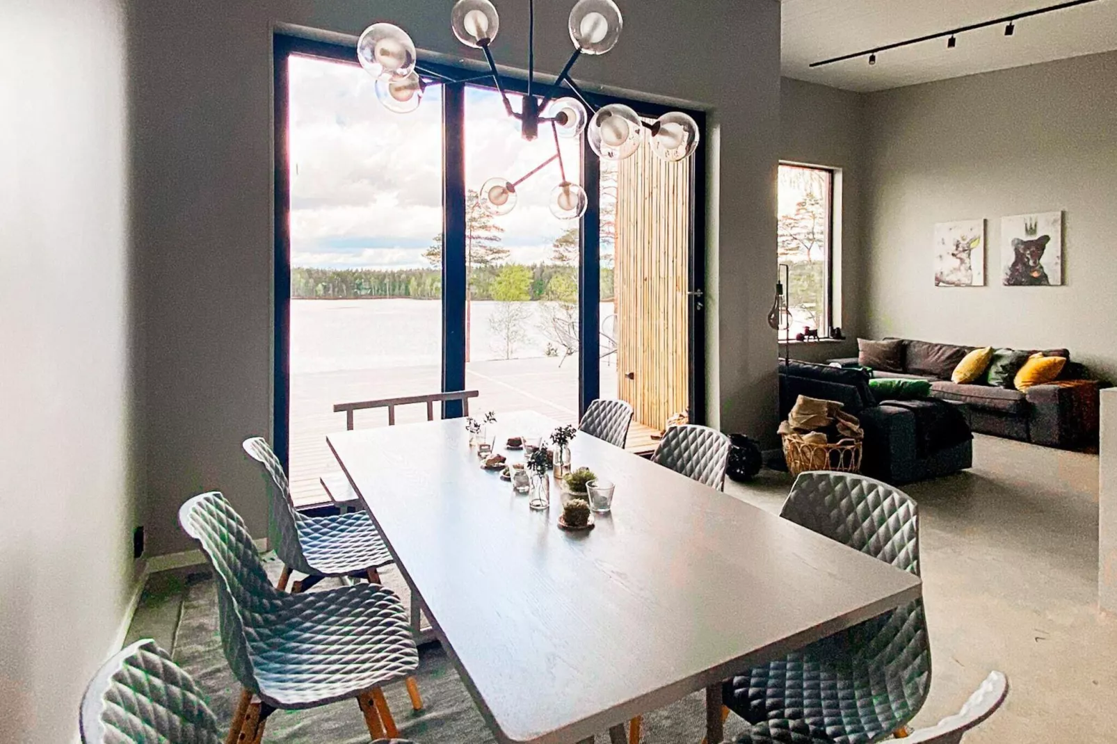 Moderne Lakeside Retreat-By Traum-Binnen