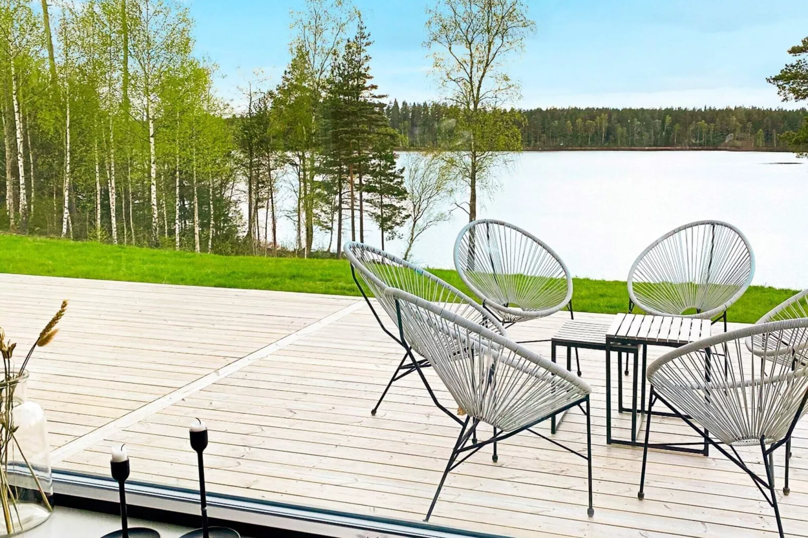 Moderne Lakeside Retreat-By Traum-Binnen