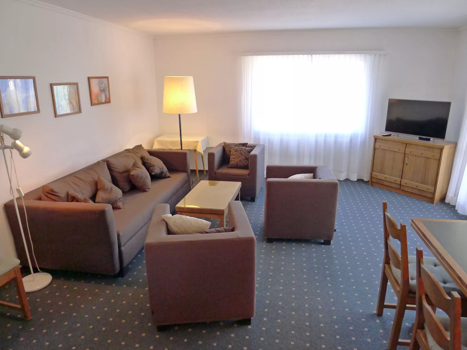 Apt. 13-Binnen