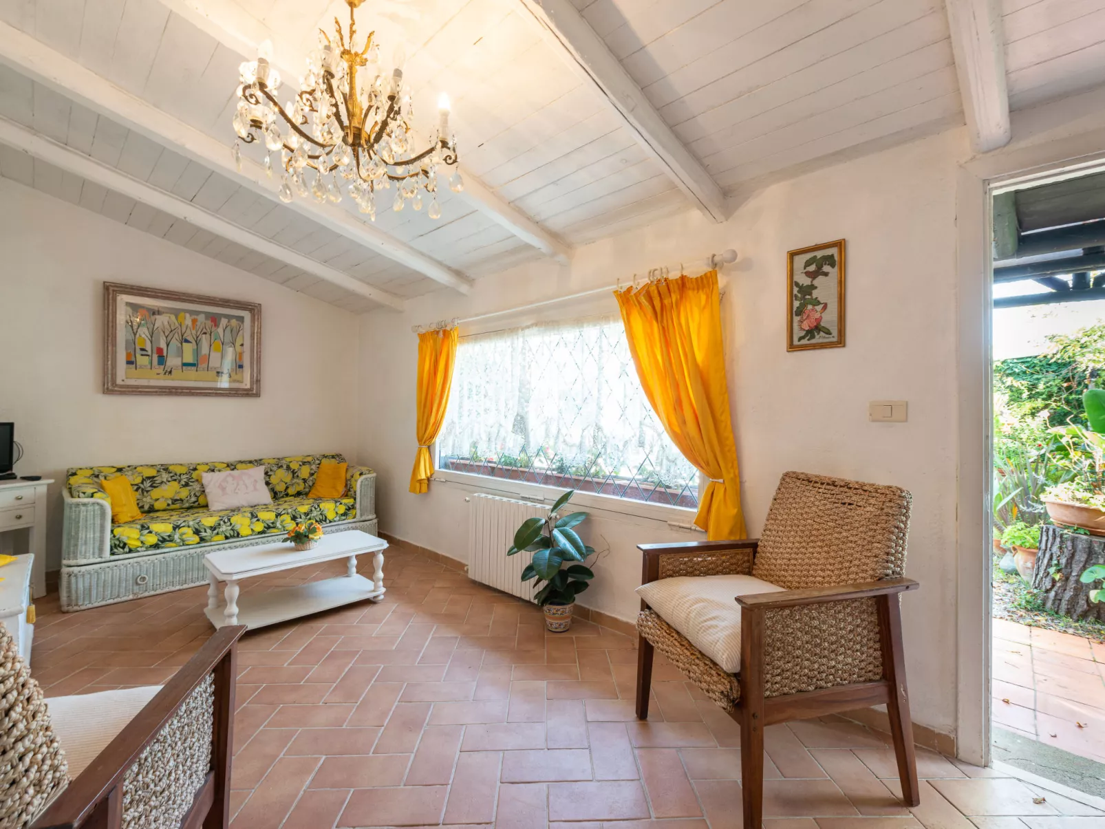 Rose Cottage-Binnen