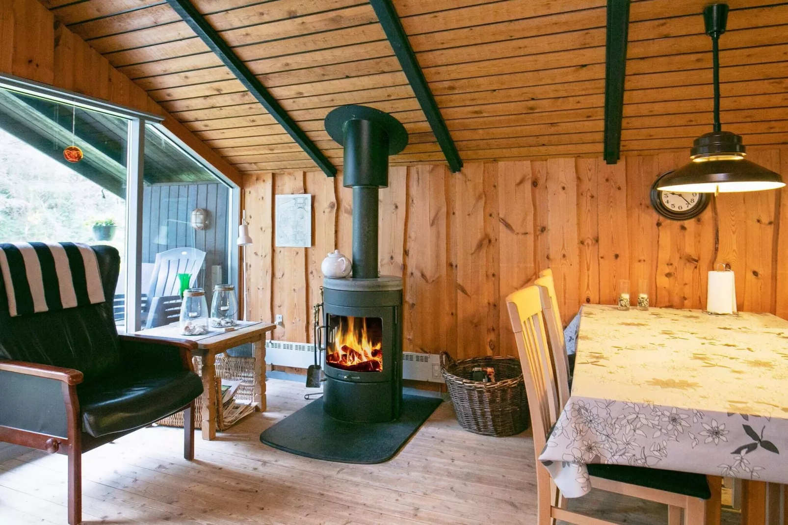 Rustig huisje toevluchtsoord in Lokken-By Traum-Binnen
