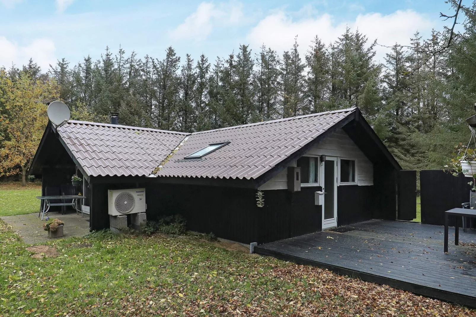 Rustig huisje toevluchtsoord in Lokken-By Traum-Uitzicht