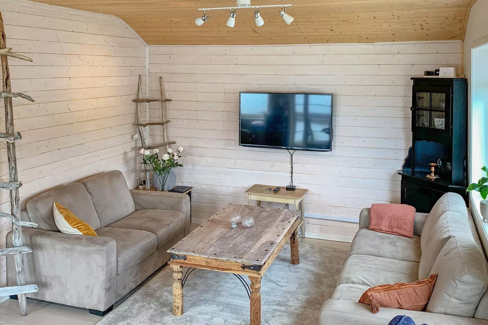 Strandparadijs in Hardangerfjord-By Traum-Binnen