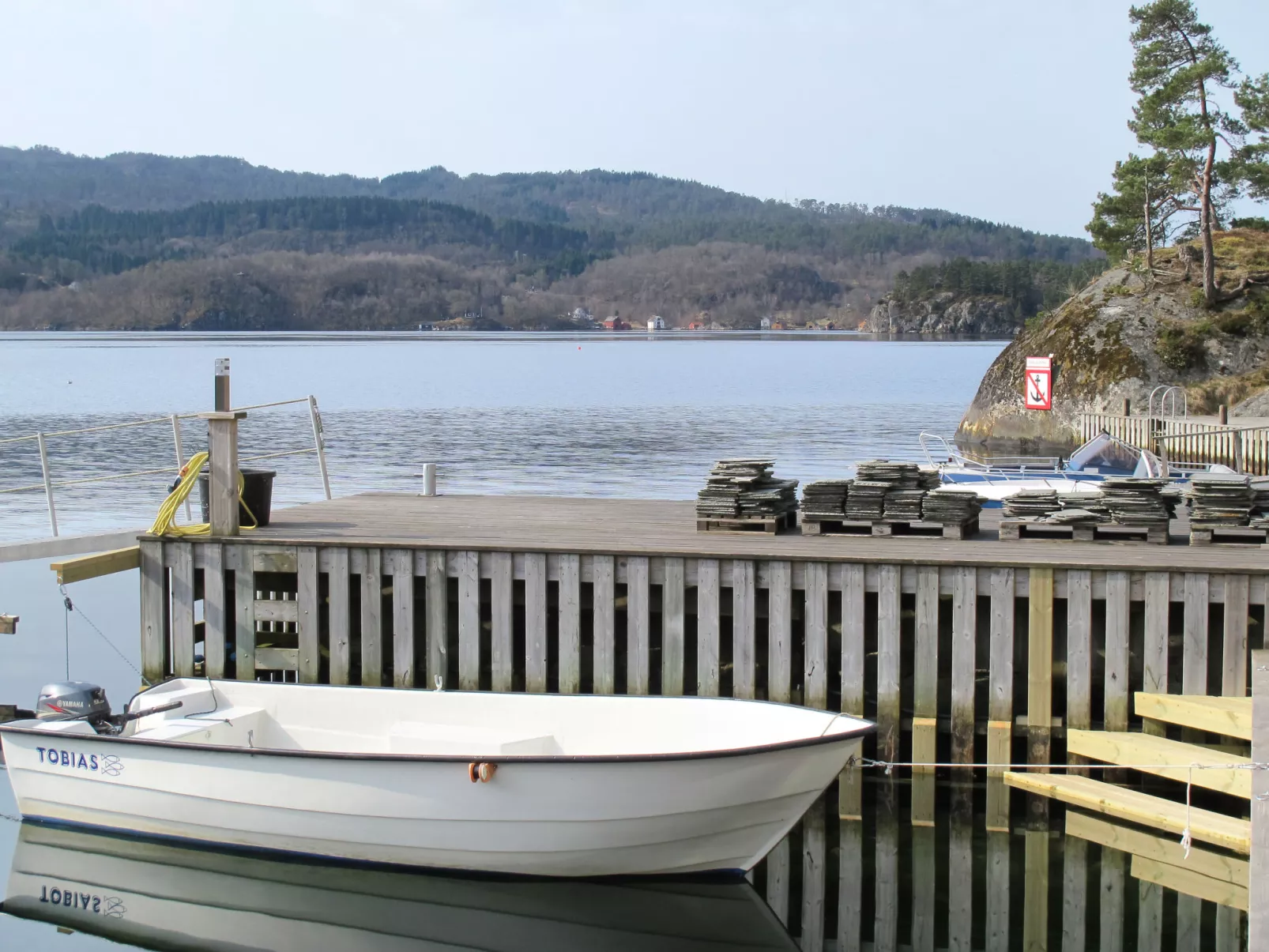 Rorbuen-Buiten