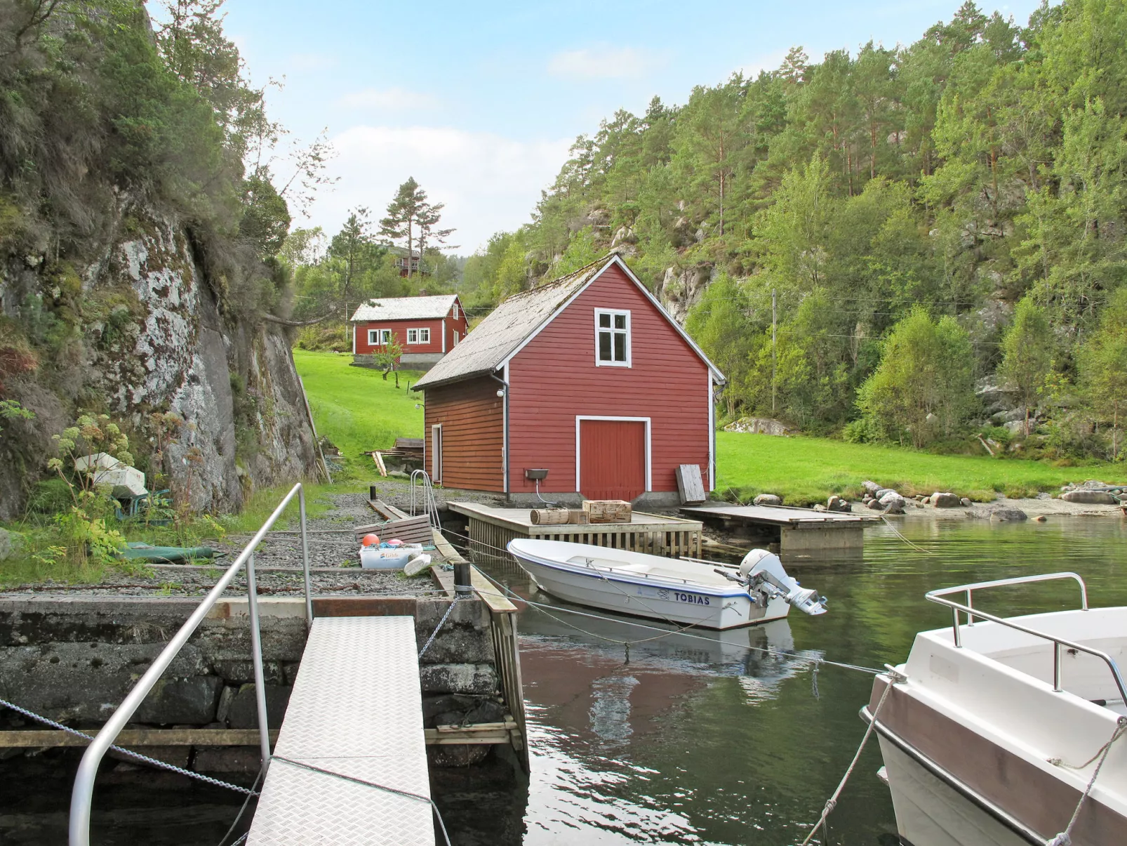 Laksevågen (FJH614)-Buiten