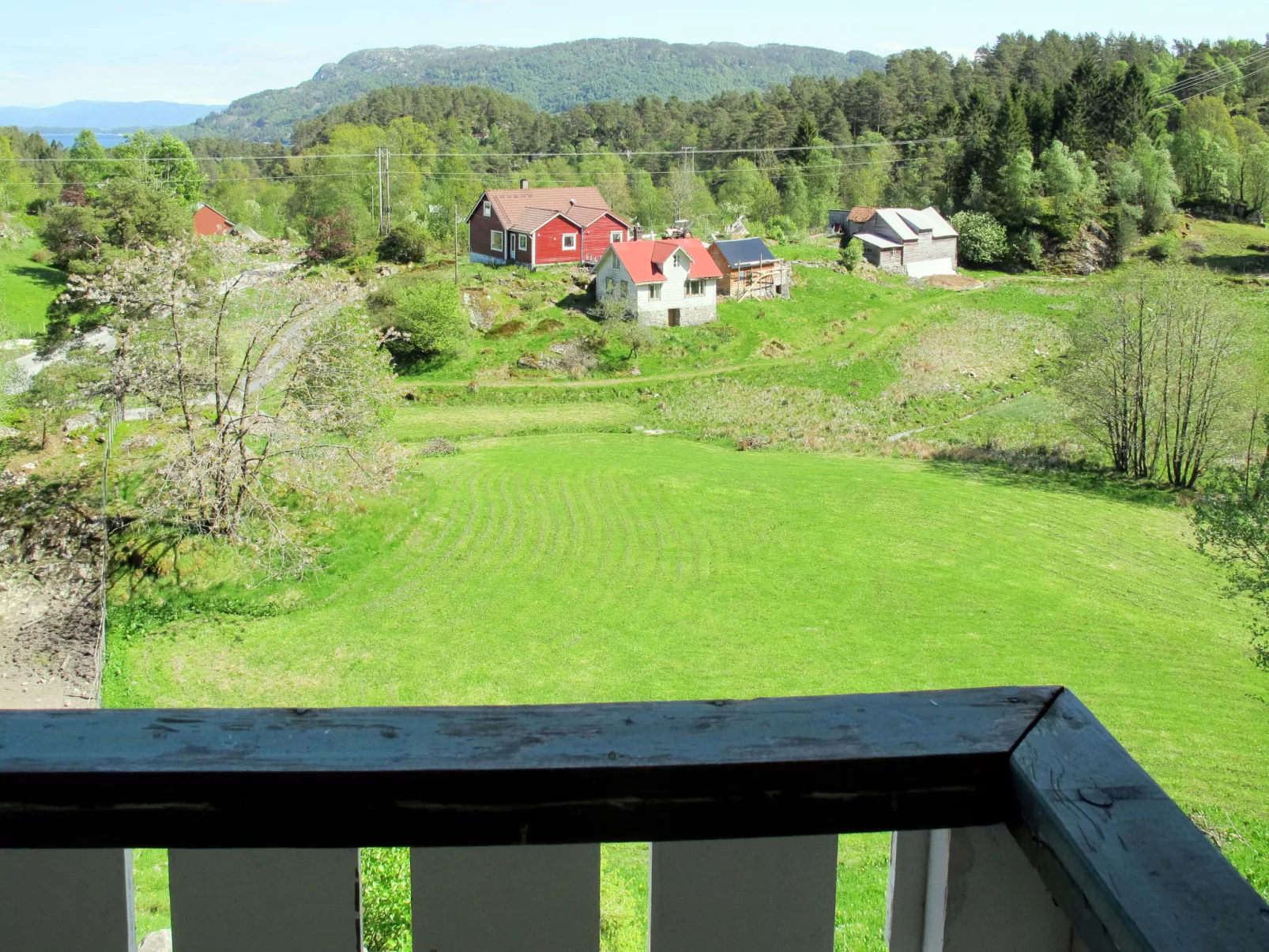 Gule huset-Buiten