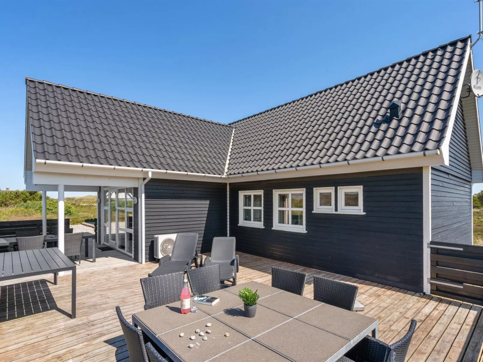 "Eliena" - 500m from the sea-Buiten