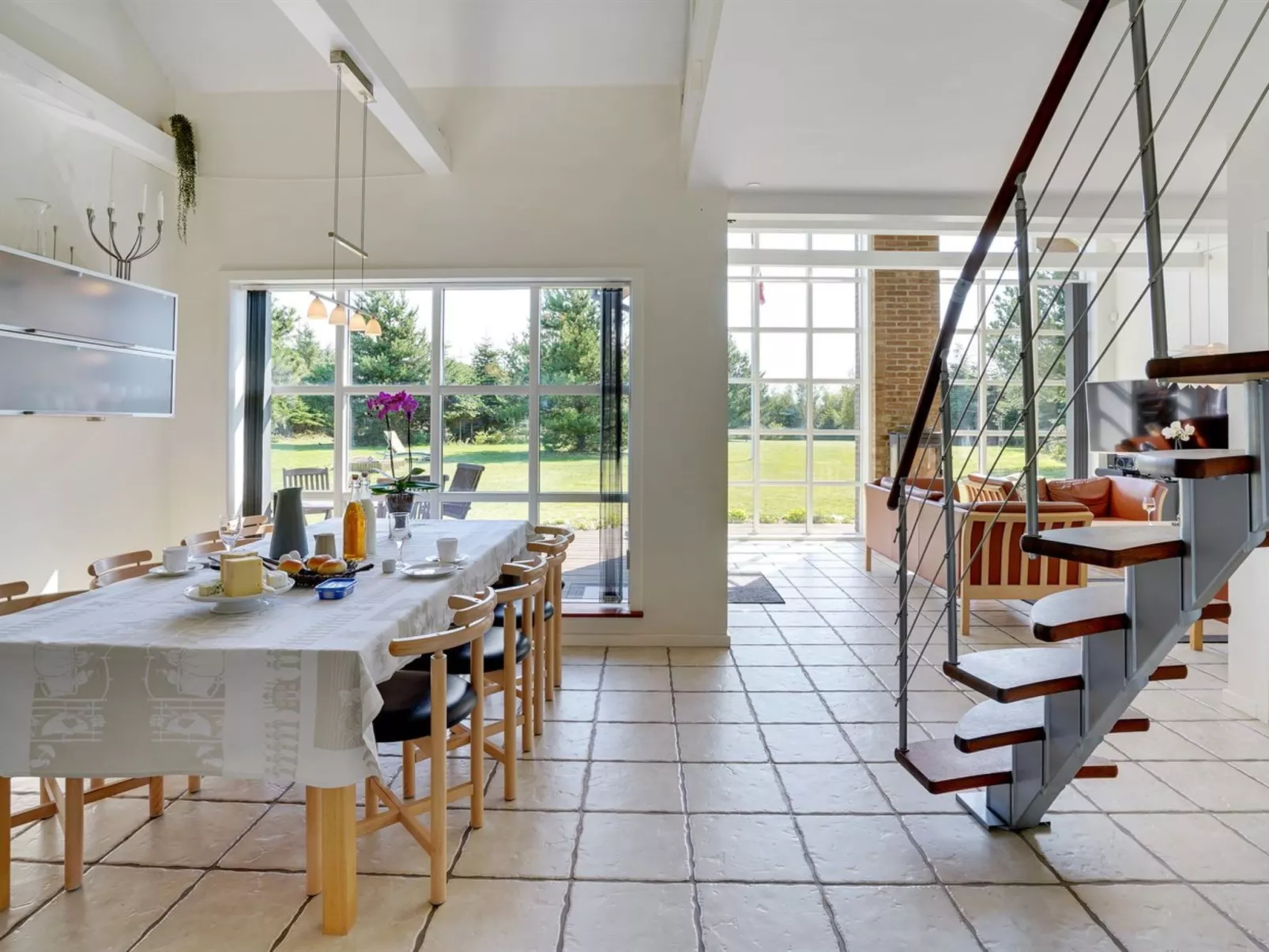 "Saija" - 2.7km from the sea-Binnen