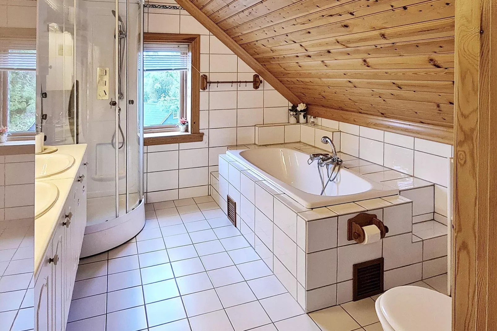 8 persoons vakantie huis in LINDÅS-Binnen