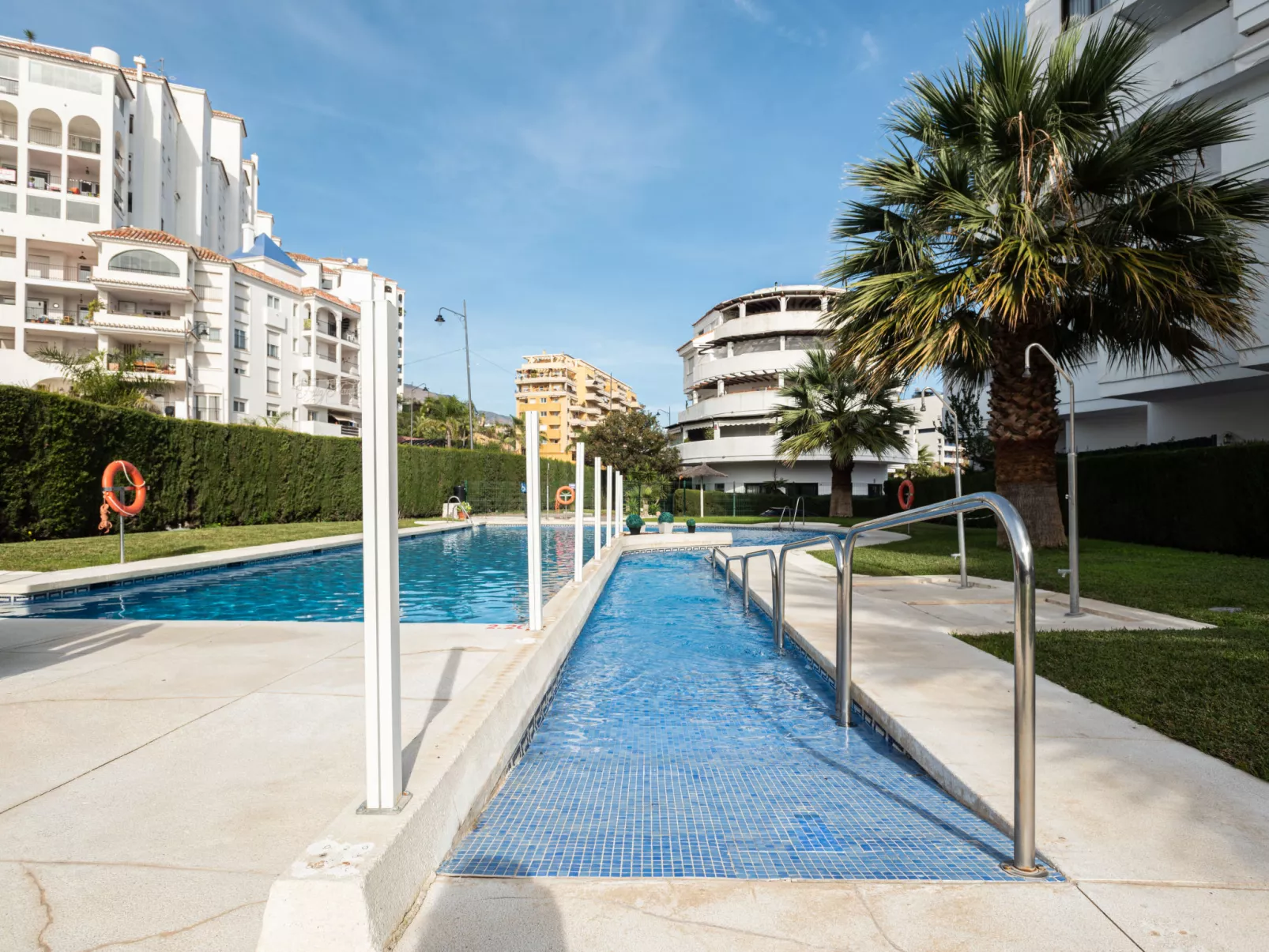 Portside EStepona-Buiten