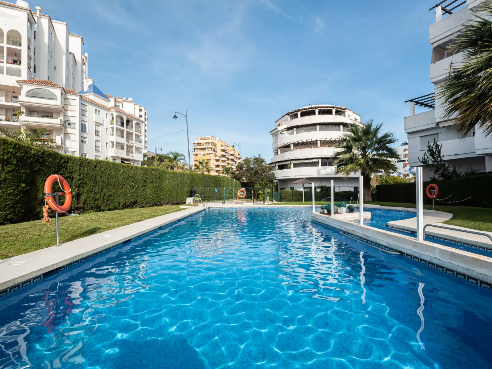 Portside EStepona-Buiten
