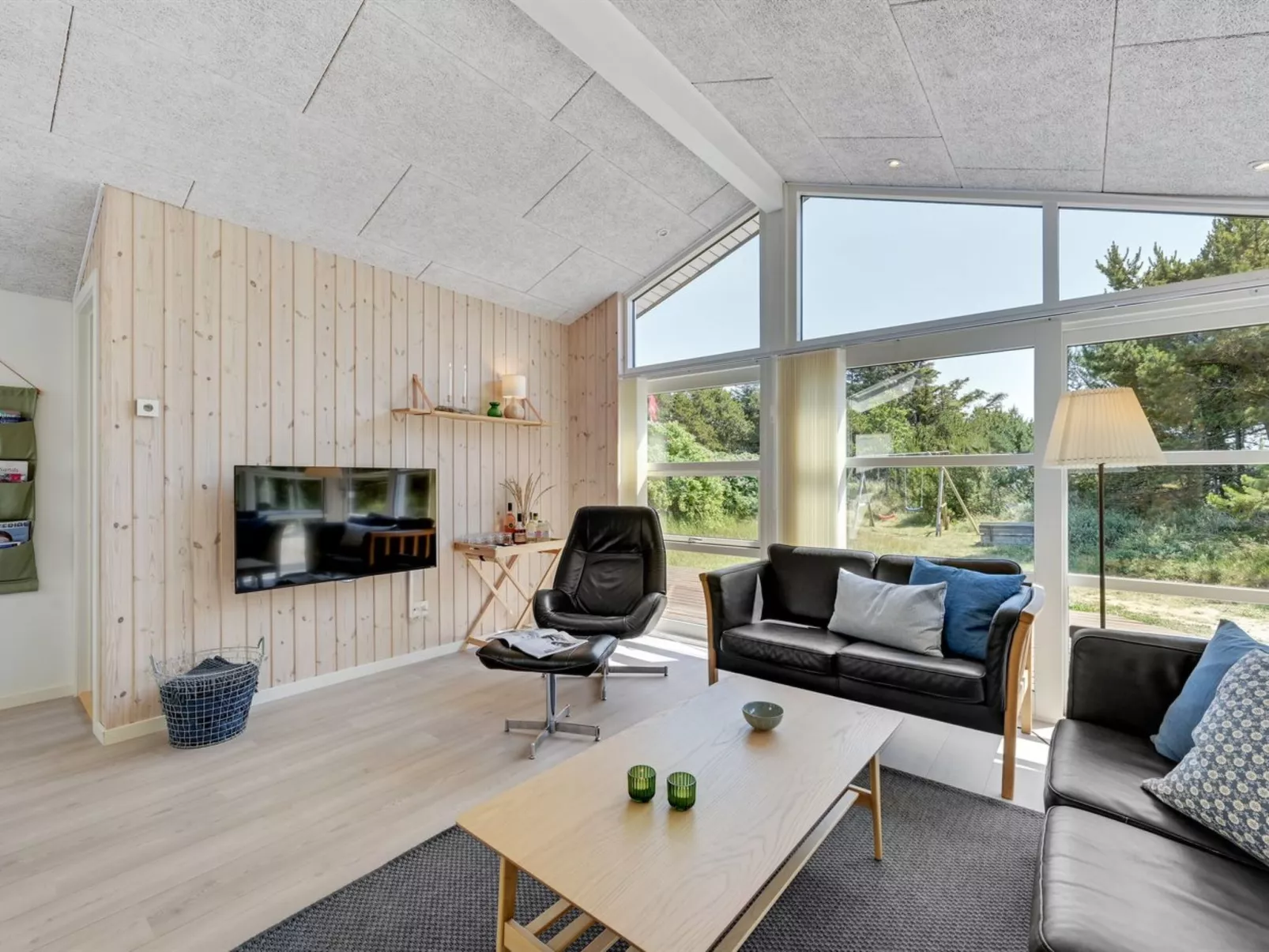 "Solja" - 500m from the sea-Binnen