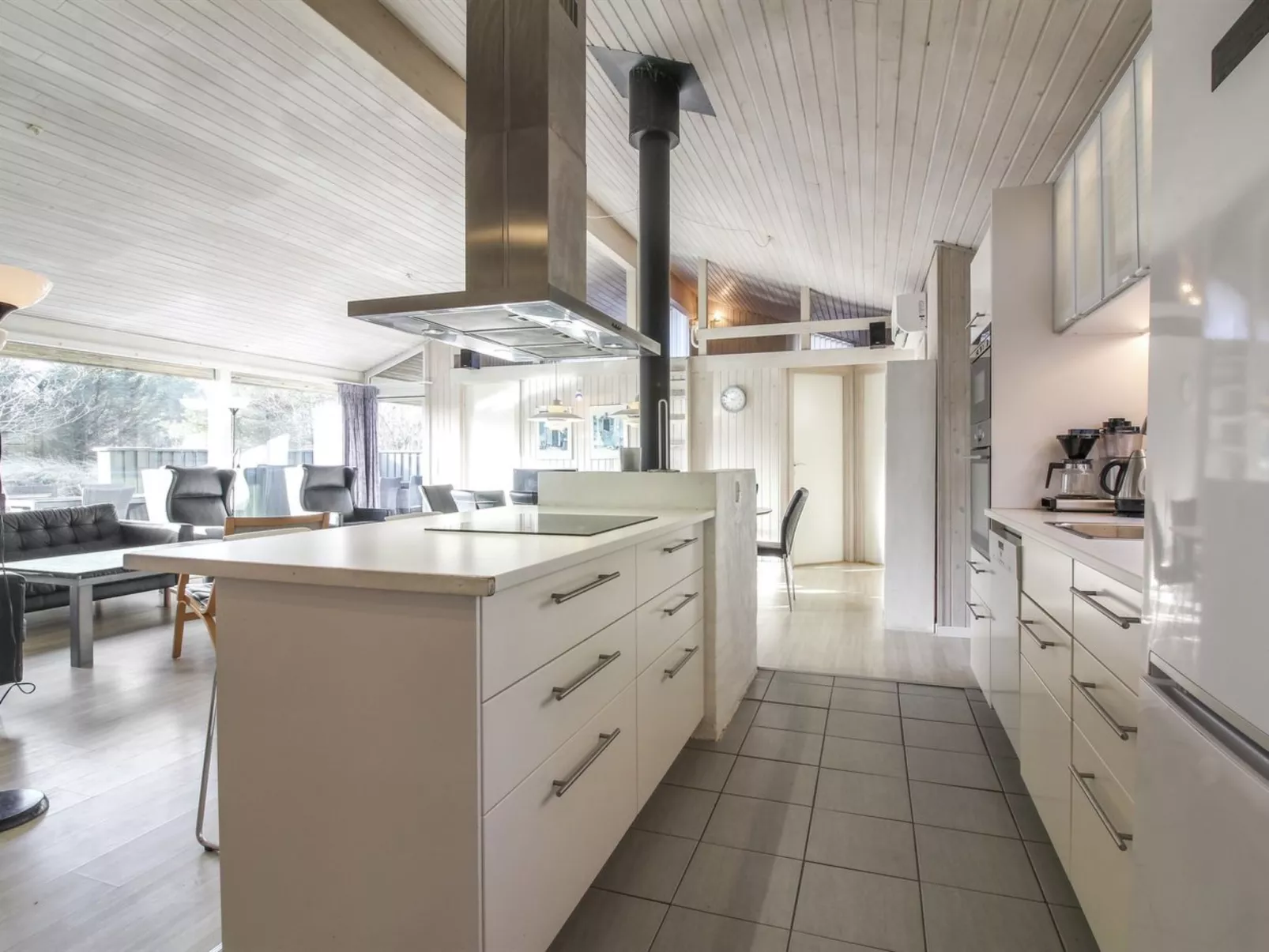 "Aponi" - 400m from the sea-Binnen