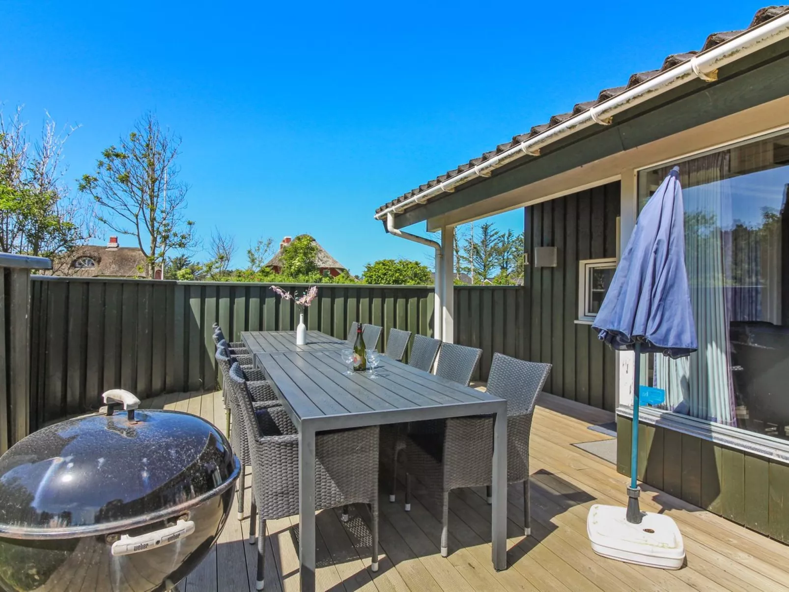 "Aponi" - 400m from the sea-Buiten