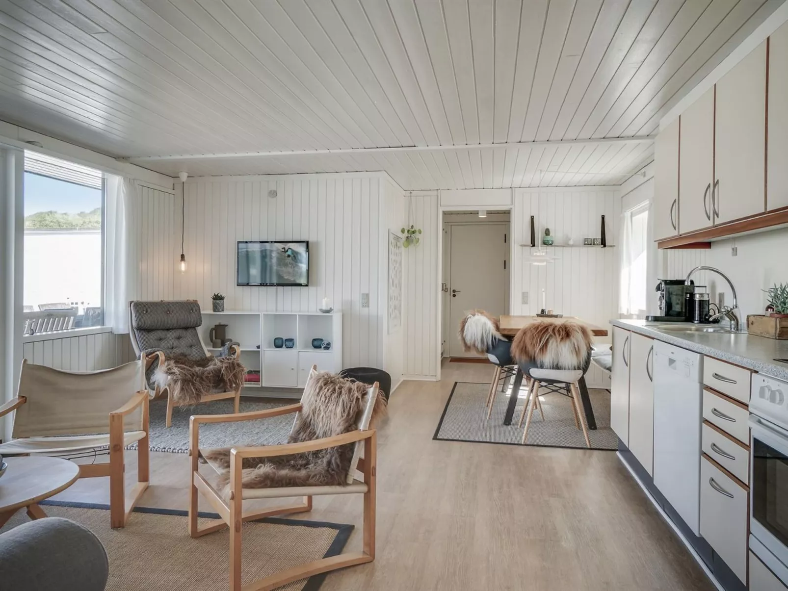 "Ingomar" - 300m from the sea-Binnen