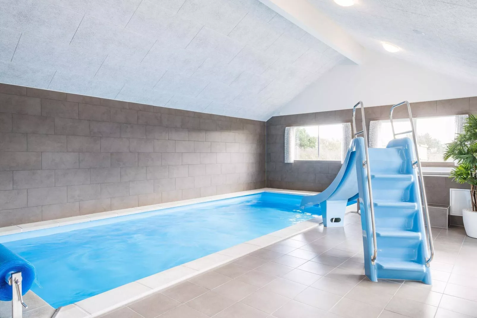 26 persoons vakantie huis in Nørre Nebel-Zwembad