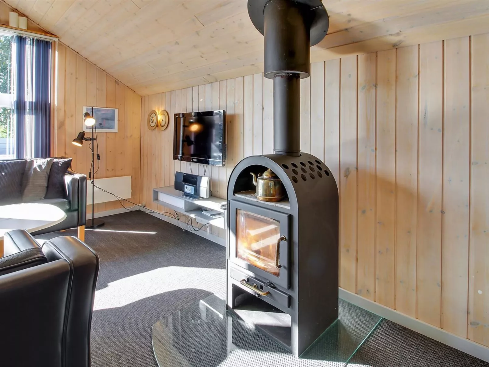 "Sanelma" - 900m from the sea-Binnen