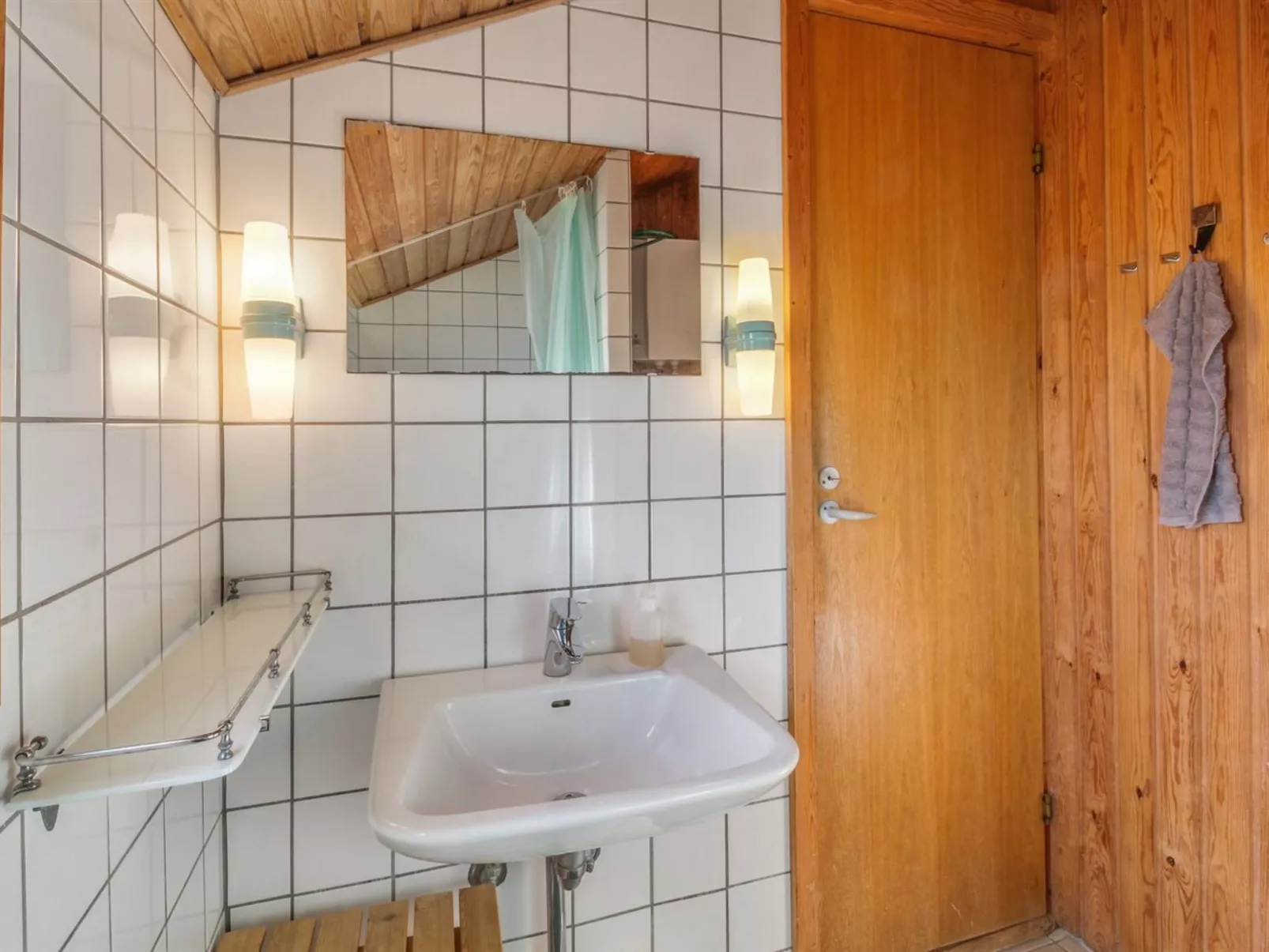 "Jules" - 300m from the sea-Binnen