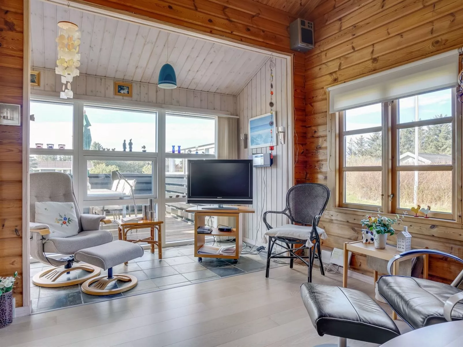 "Awarth" - 500m from the sea-Binnen