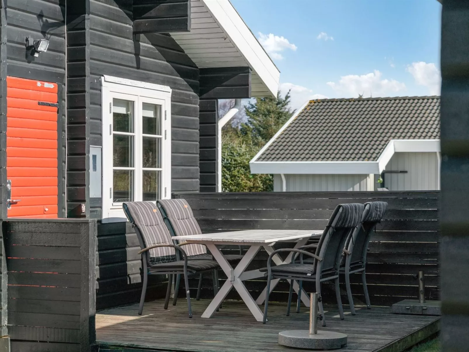 "Awarth" - 500m from the sea-Buiten