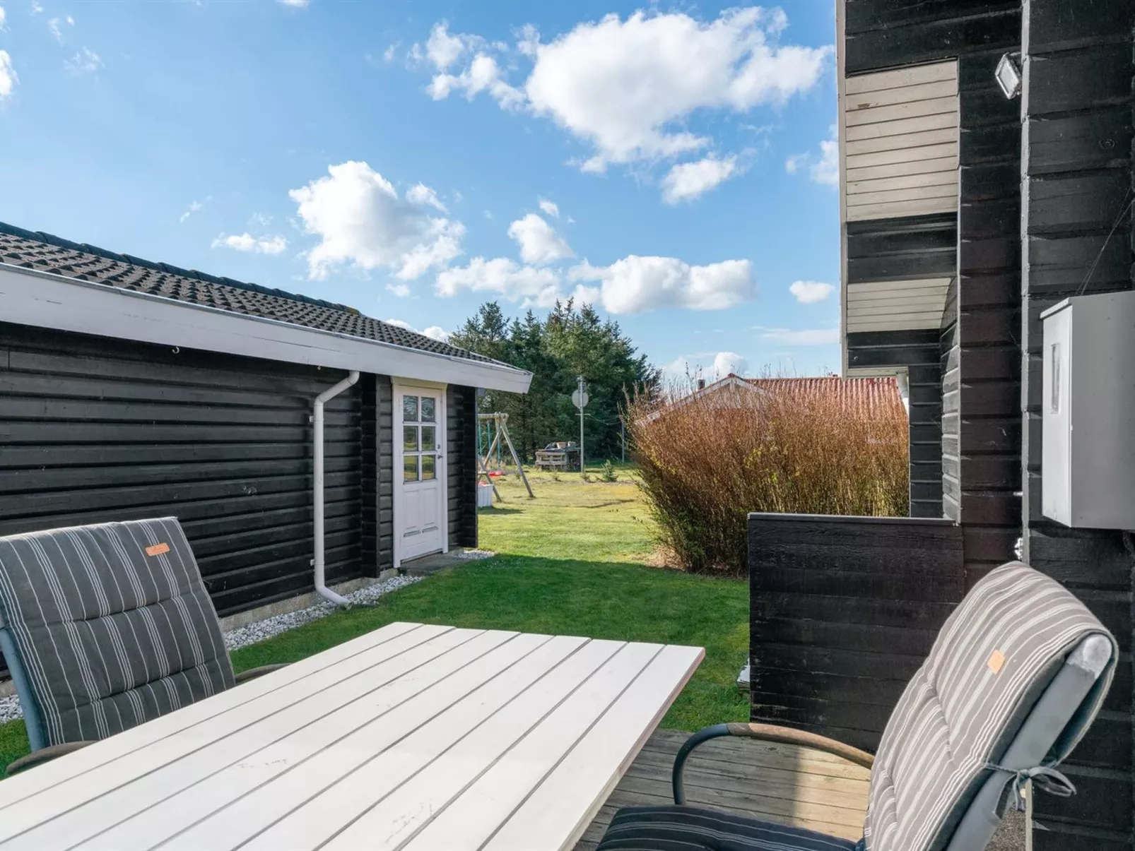 "Awarth" - 500m from the sea-Buiten