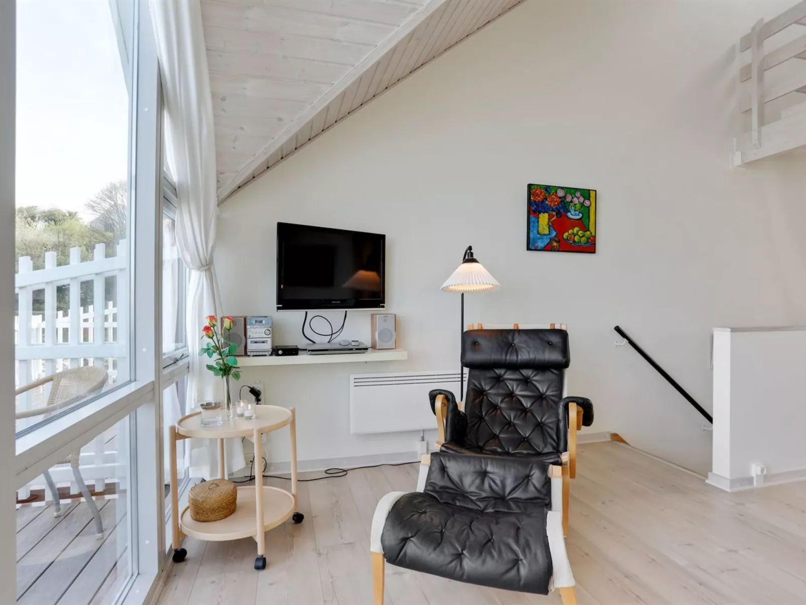 "Momo" - 10m from the sea-Binnen