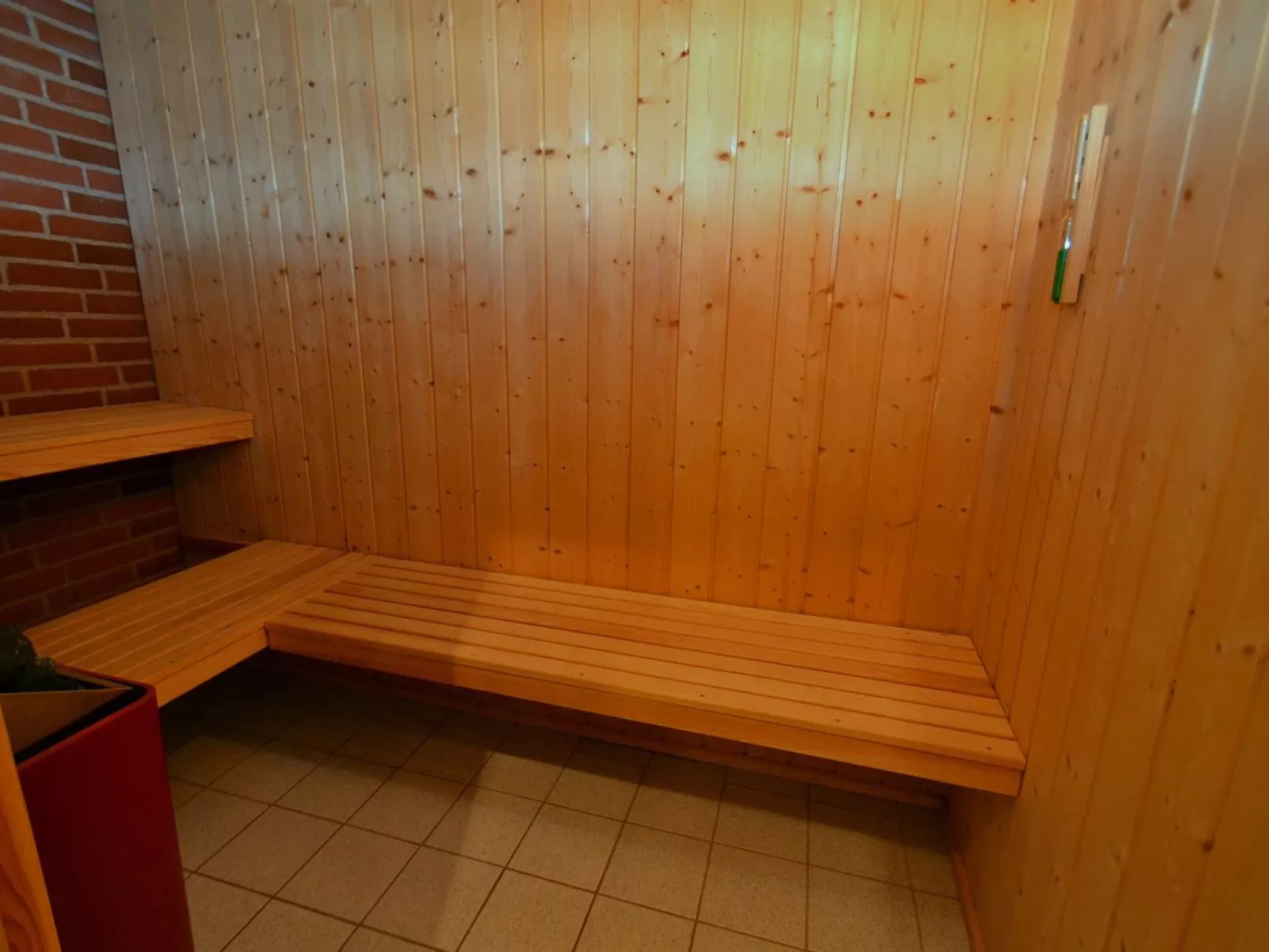 "Salla" - 1.2km from the sea-Binnen