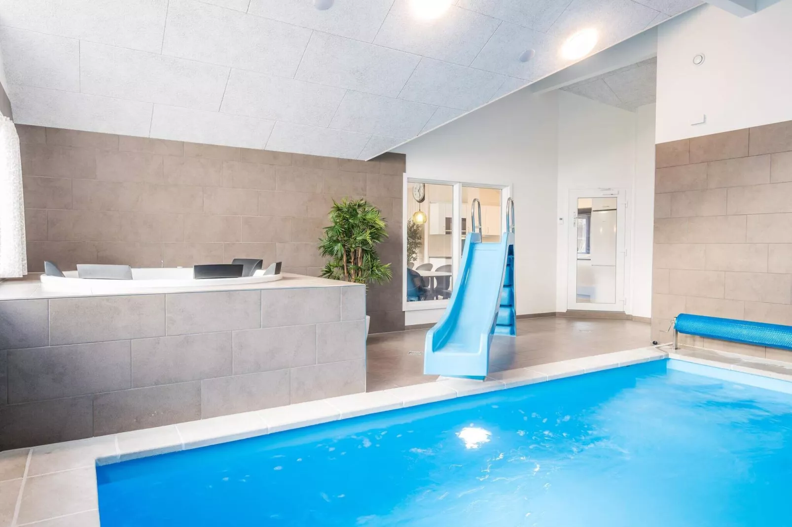 16 persoons vakantie huis in Nørre Nebel-Zwembad