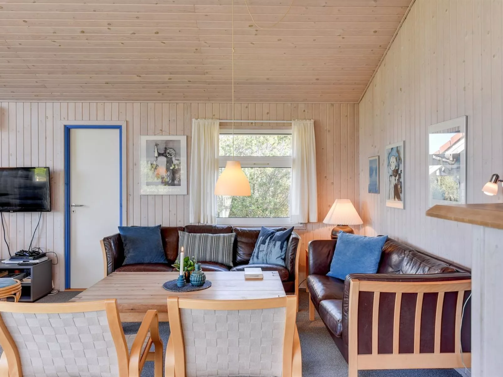 "Andrie" - 800m from the sea-Binnen