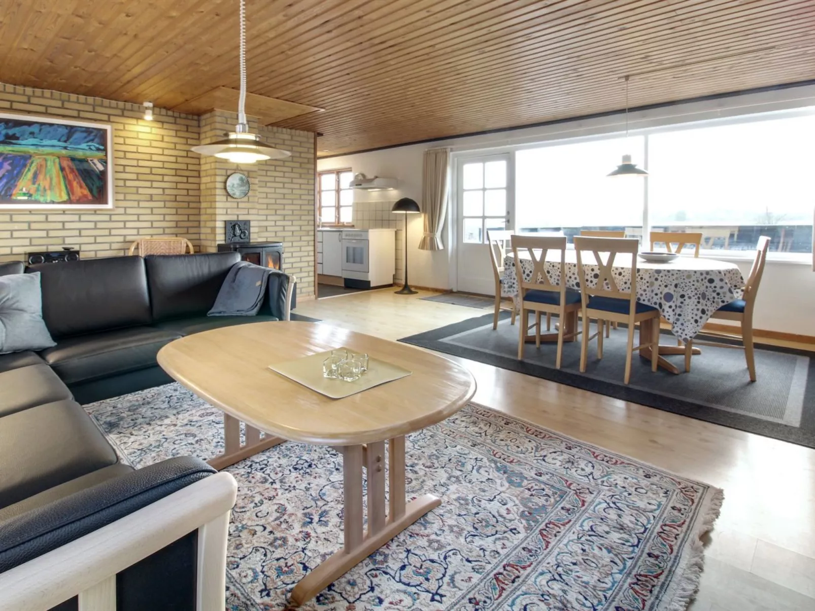 "Agot" - 3.3km from the sea-Binnen