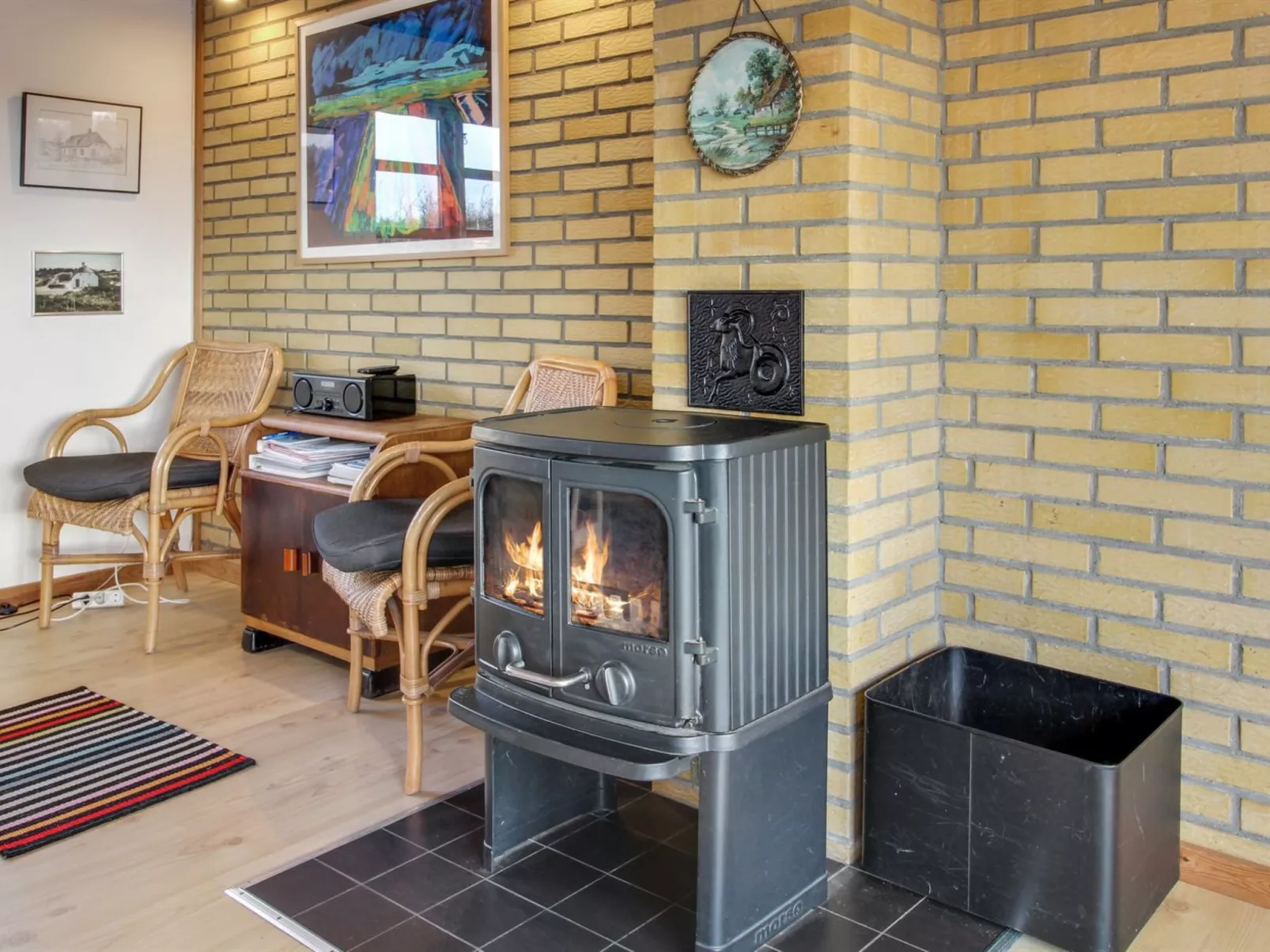 "Agot" - 3.3km from the sea-Binnen