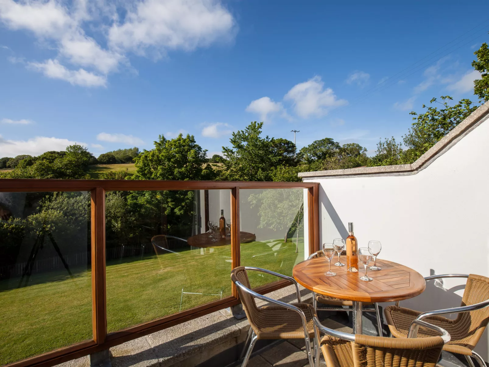 Villa Gallery-Buiten
