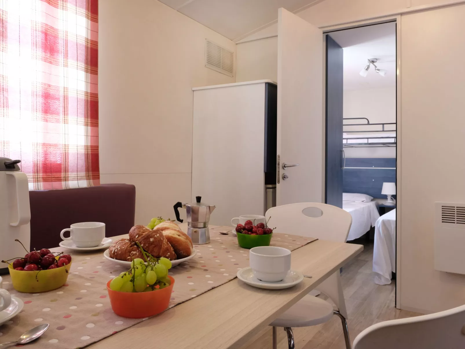 Camping Butterfly-Binnen