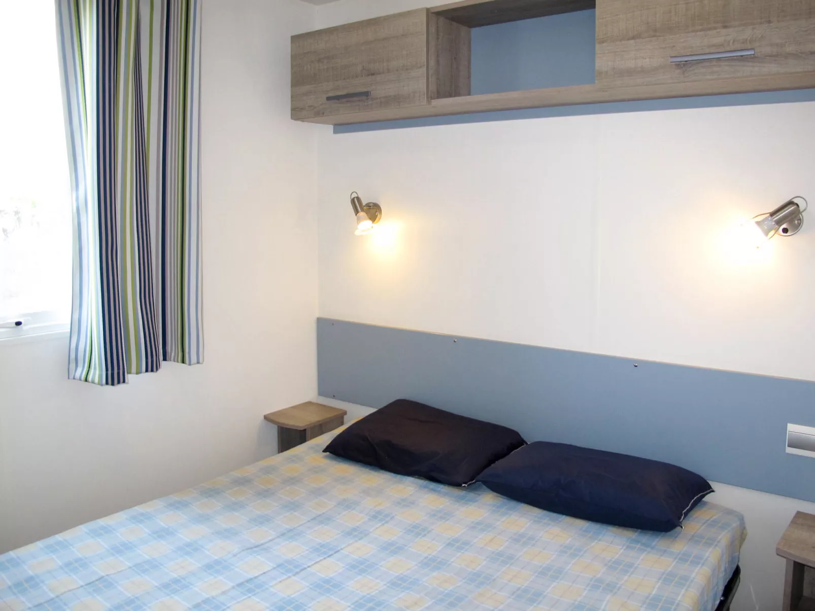Camping Butterfly-Binnen