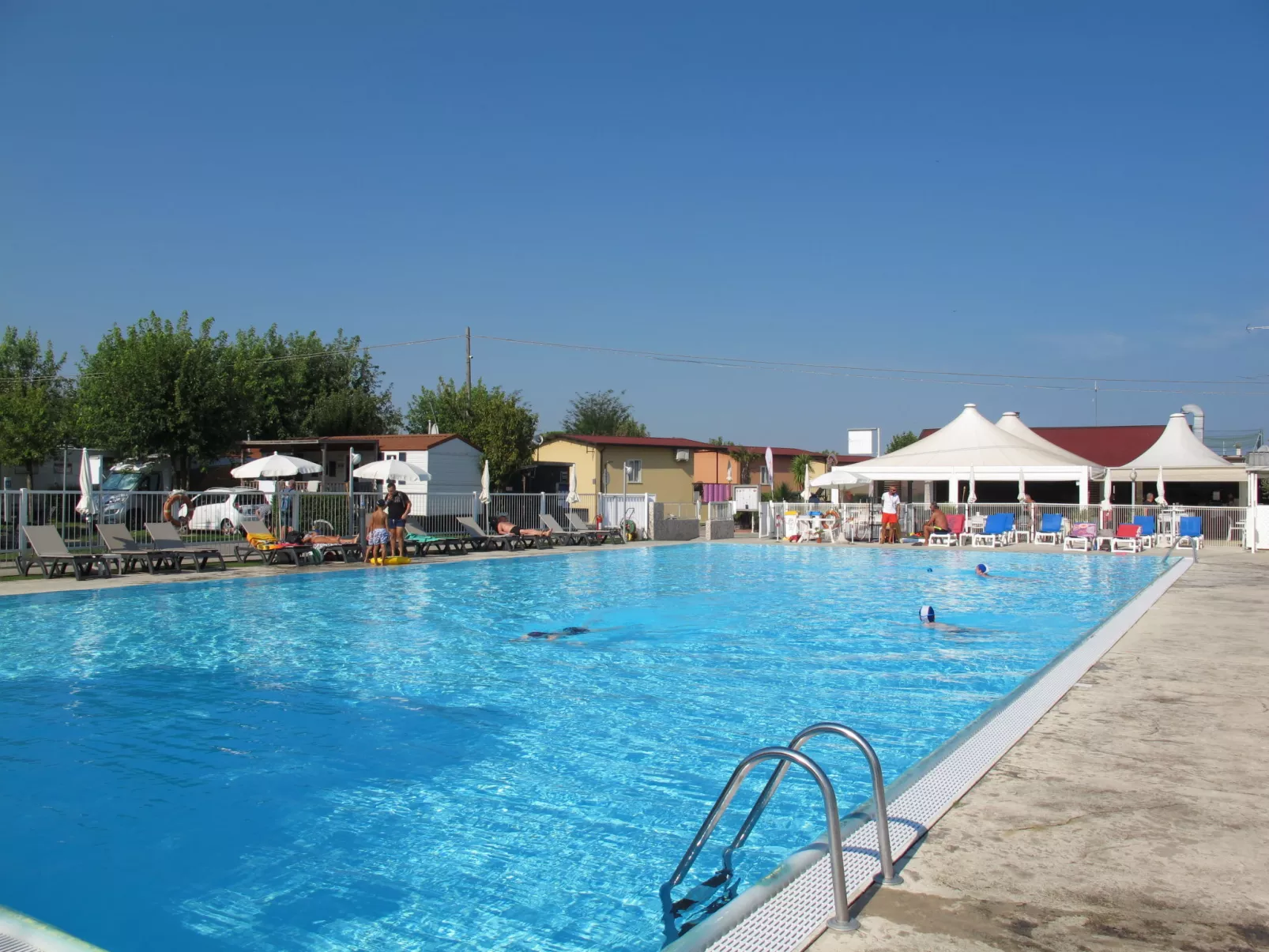 Camping Butterfly-Buiten