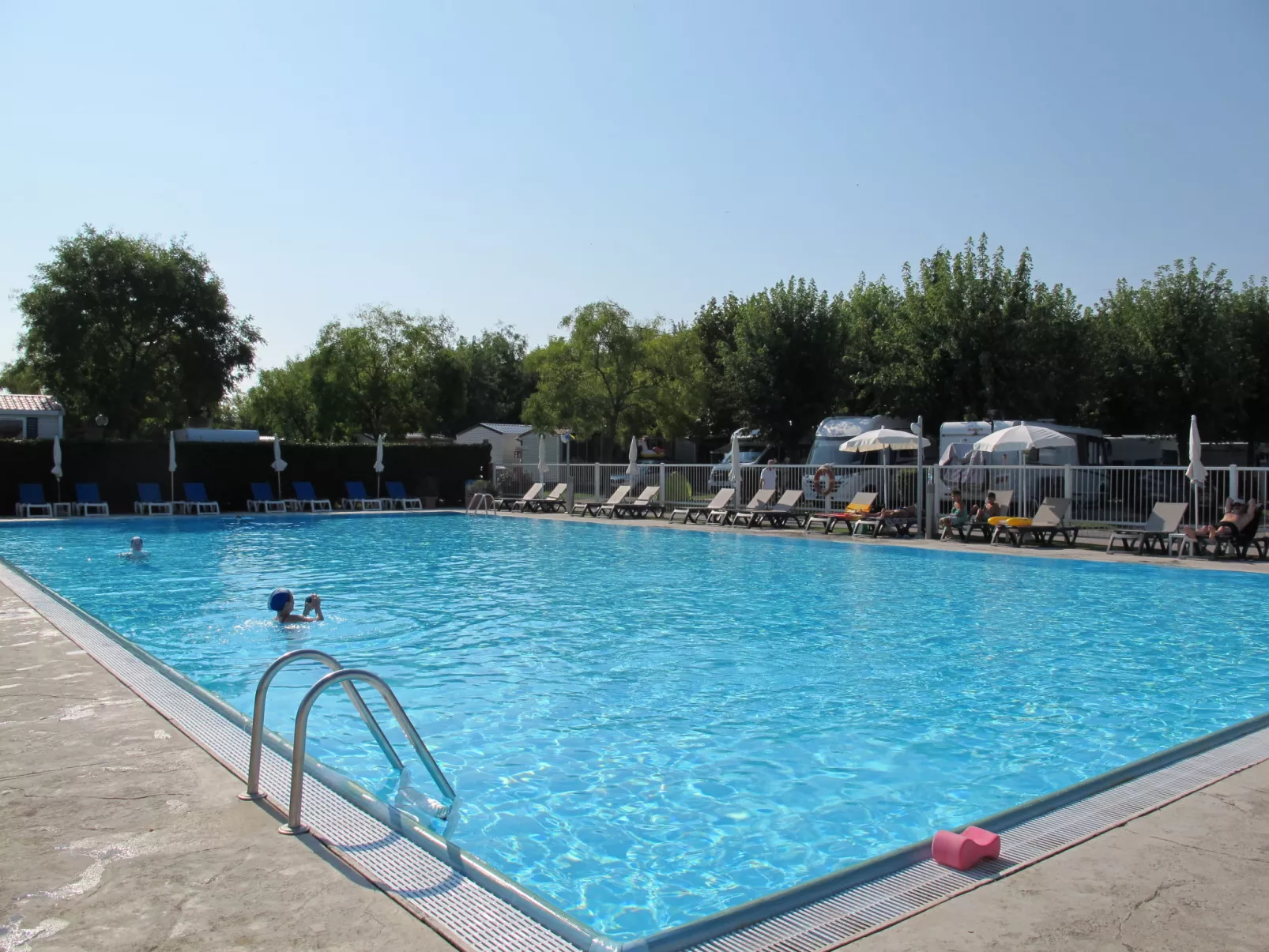 Camping Butterfly-Buiten