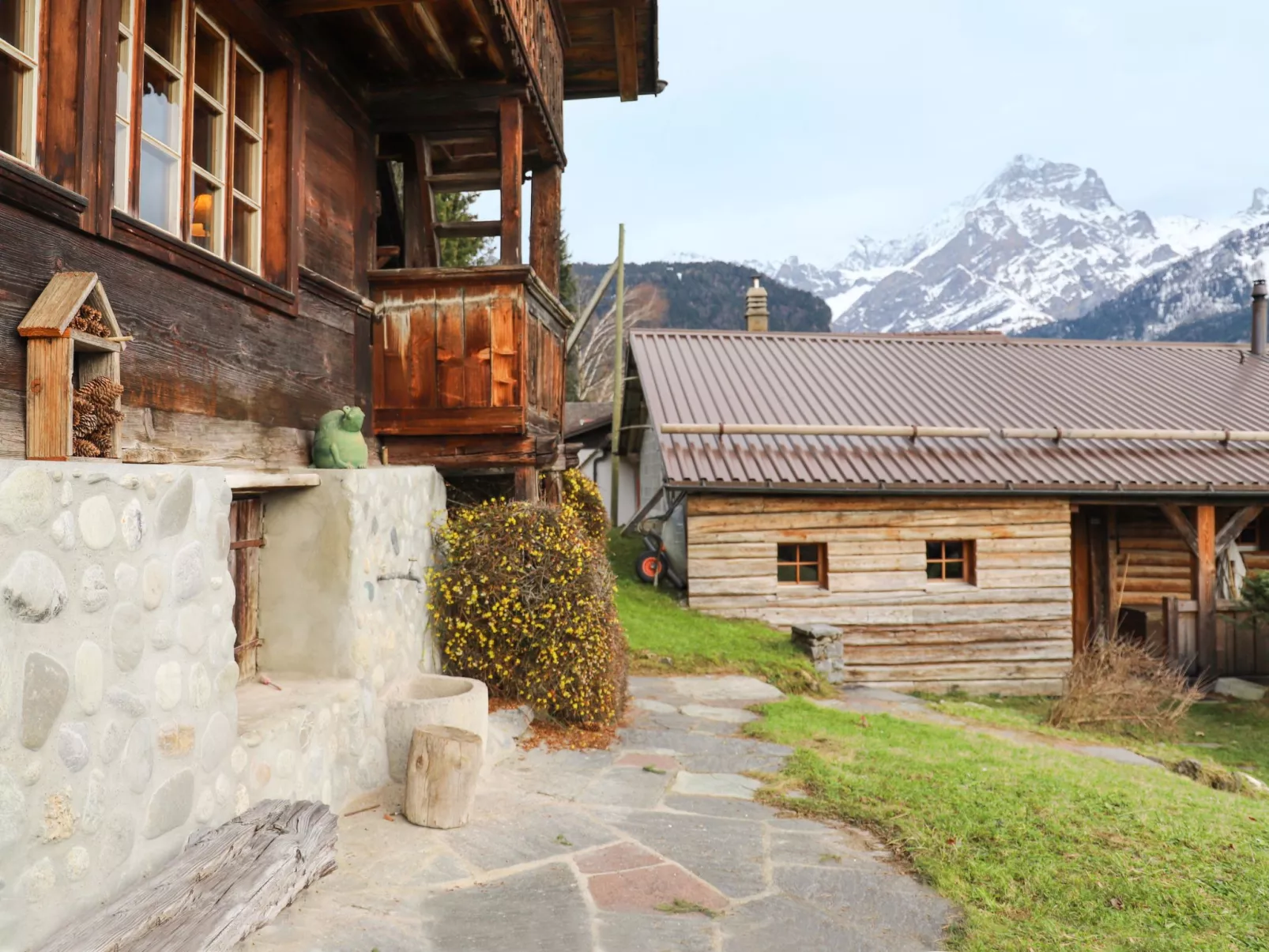 Chalet Pierre Fleur-Buiten