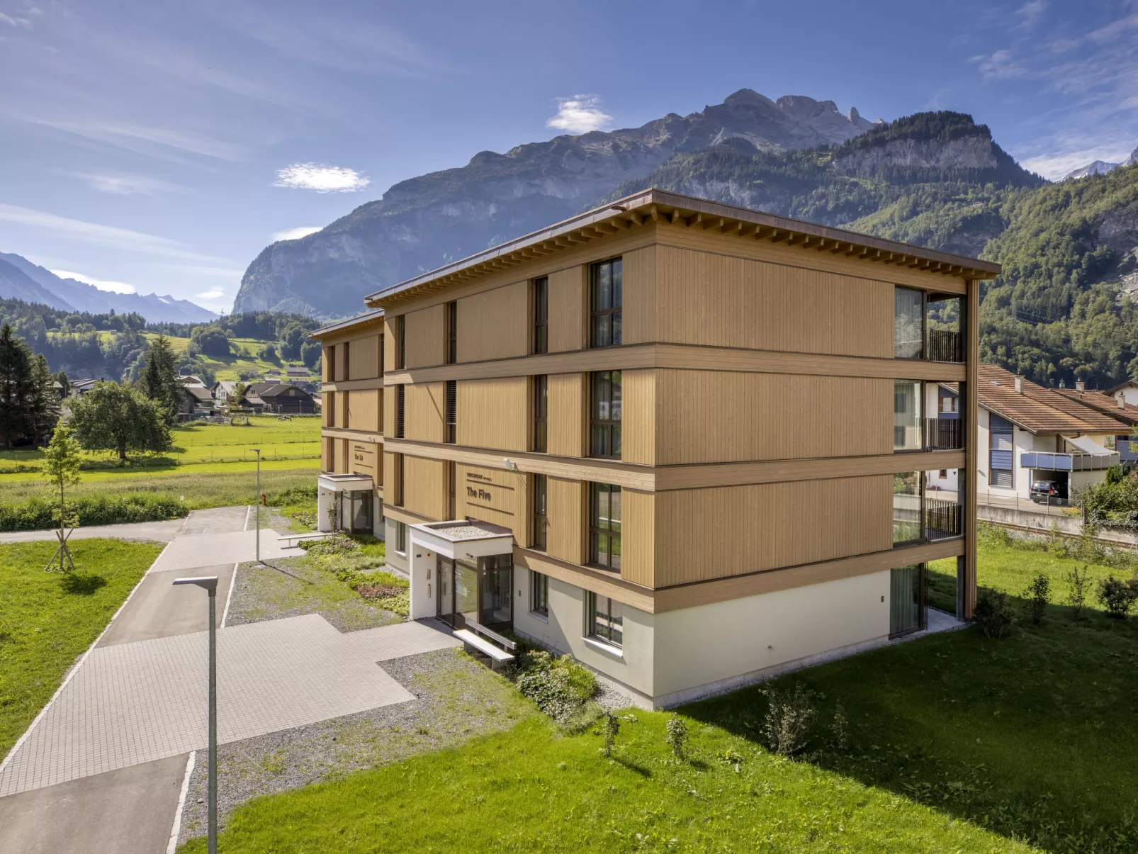 SWISSPEAK Resorts Reichenbach Falls-Buiten