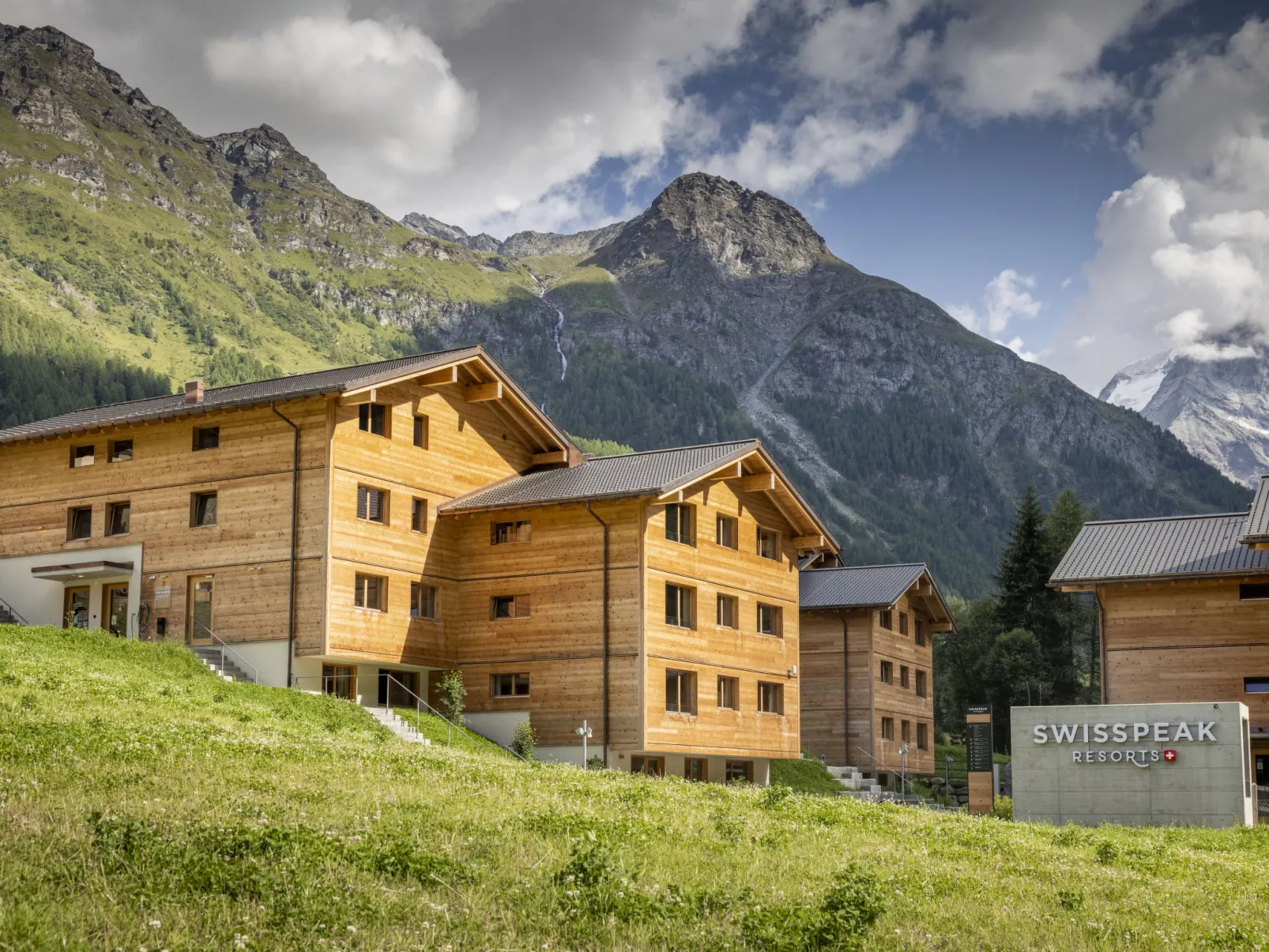 SWISSPEAK Resorts Zinal-Buiten
