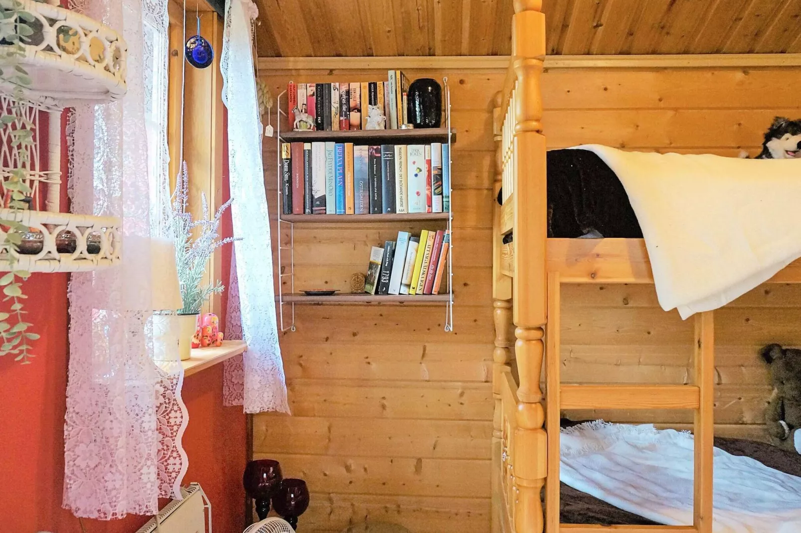 Charmante zomerhut met sauna-By Traum-Binnen