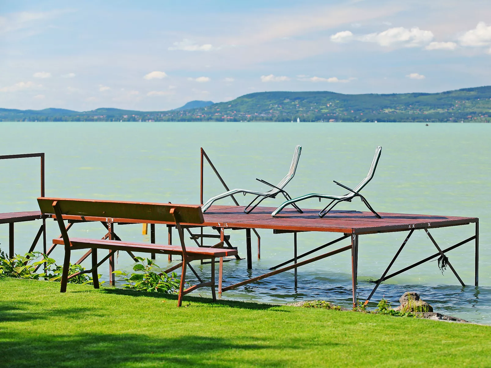 Lakefront 1-Buiten