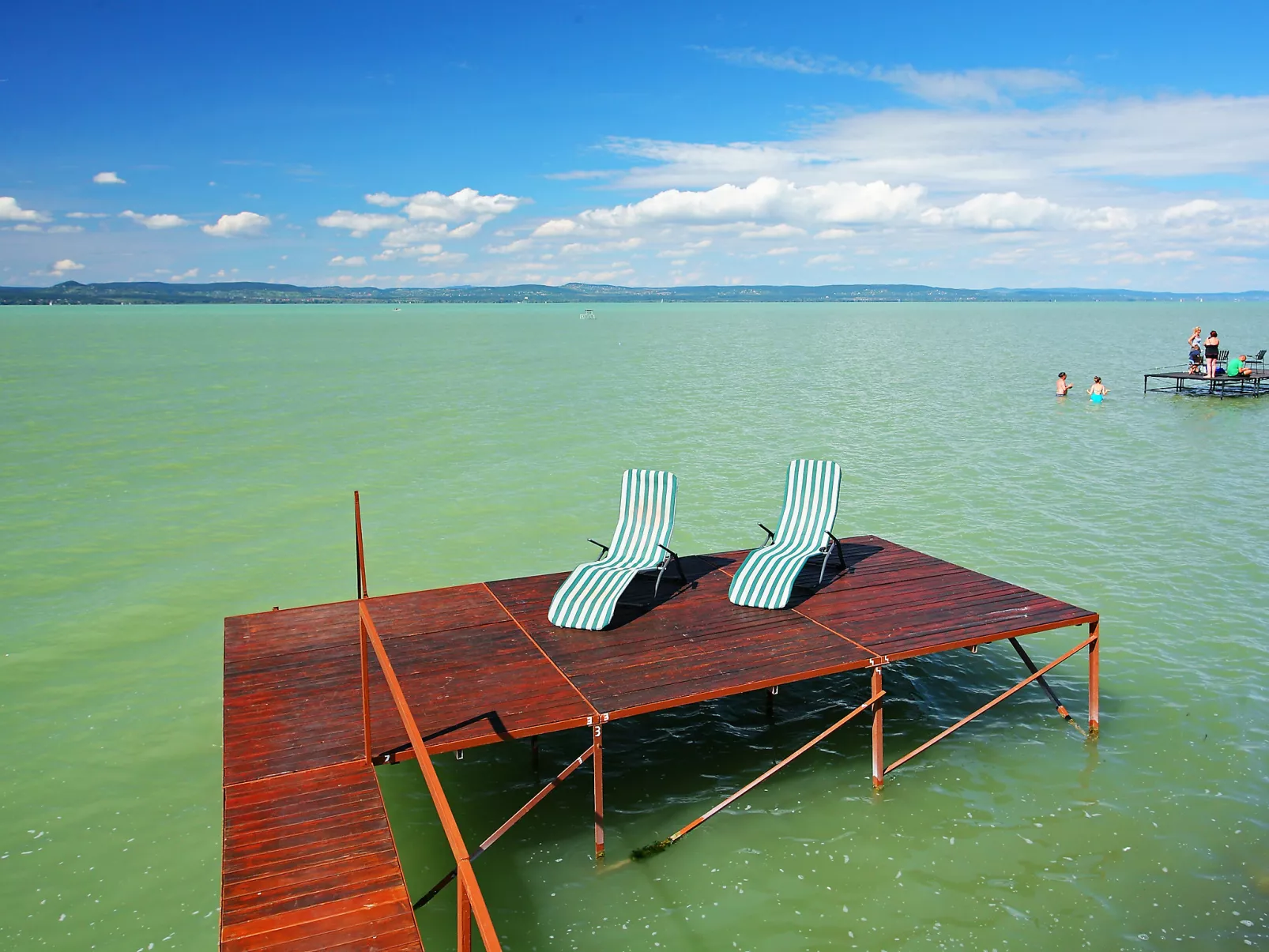 Lakefront 2-Buiten