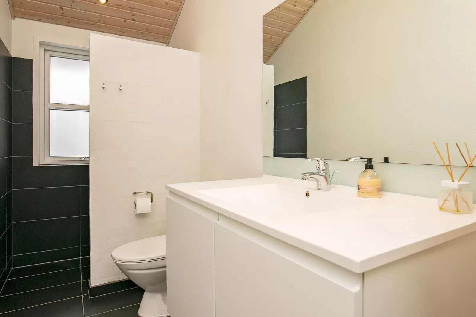 Luxe Spa-toevluchtsoord in Blokhus-By Traum-Binnen