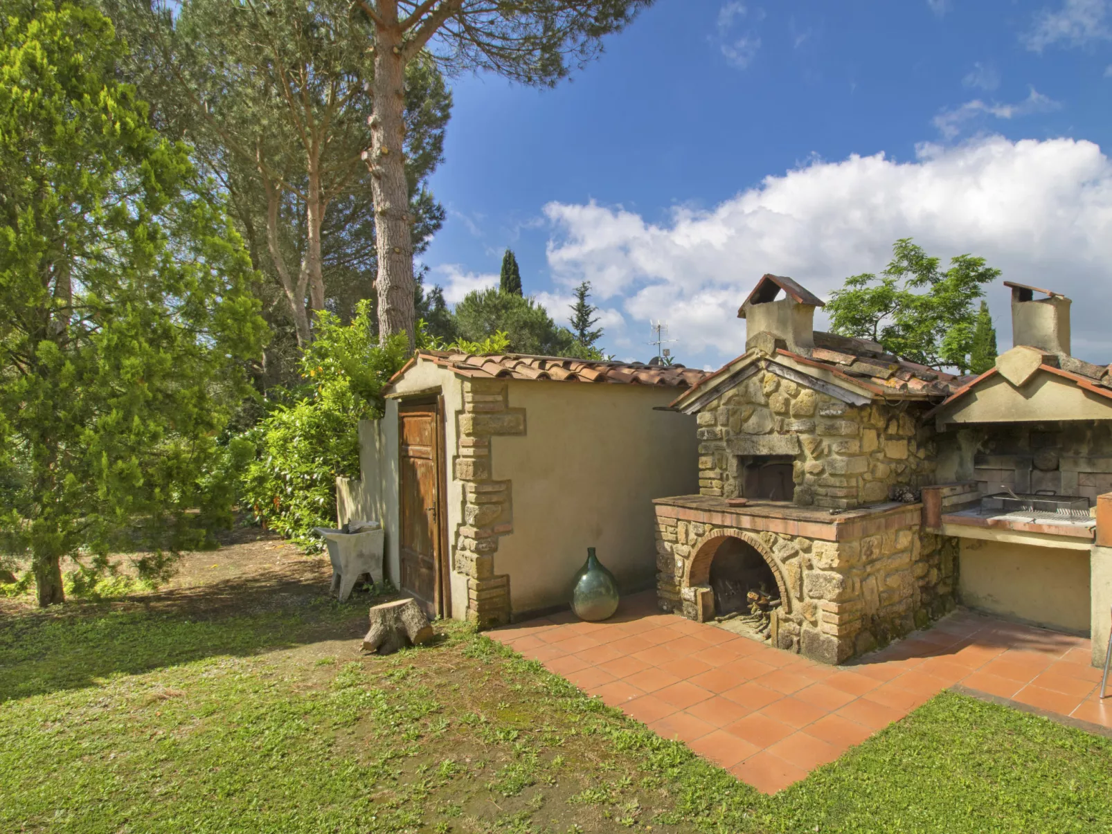 Villa Etrusca-Buiten
