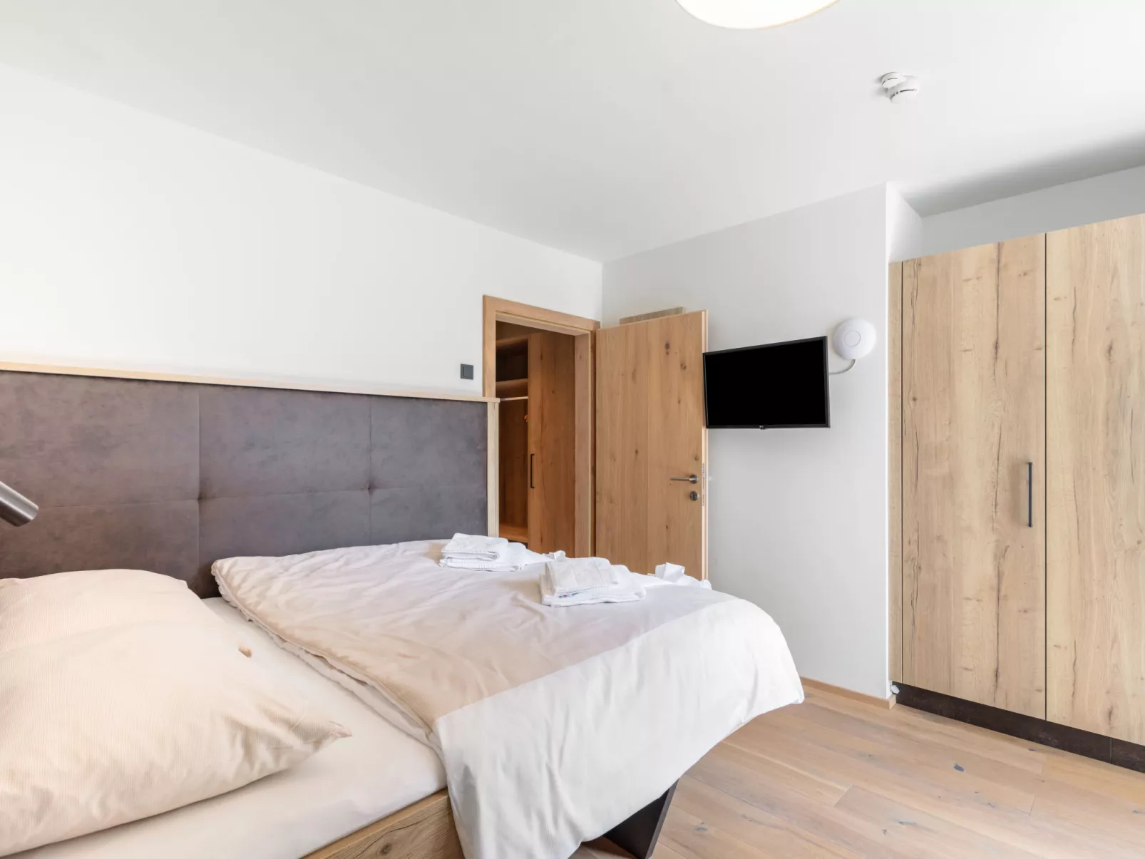 Emma Deluxe Aparthotel-Binnen