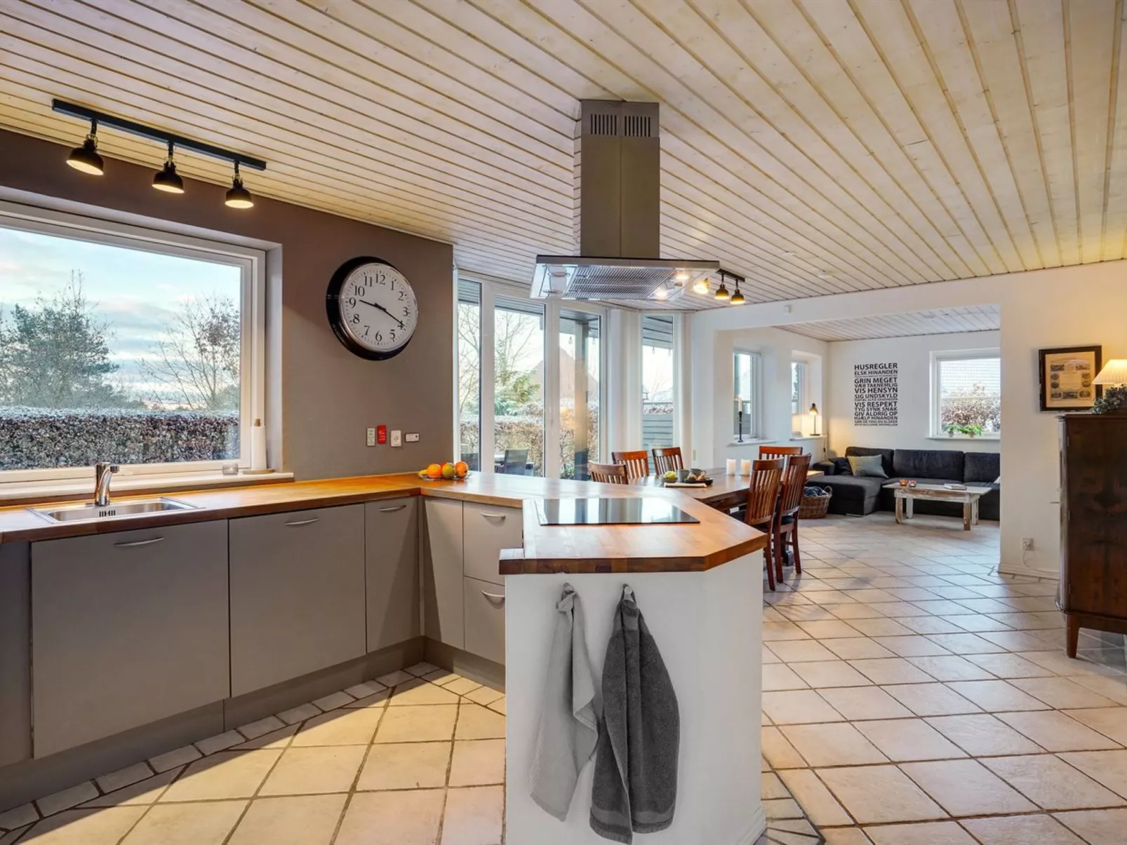 "Thiokk" - 500m from the sea-Binnen